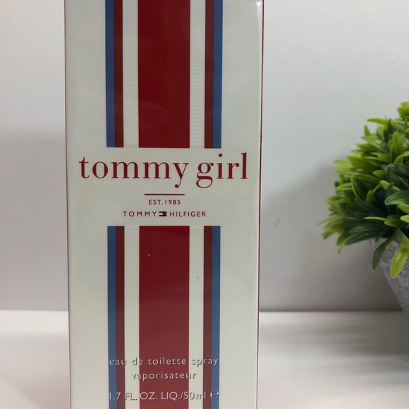 Tommy Girl 1.7 Oz Fragance❤️ - Picture 3 of 6